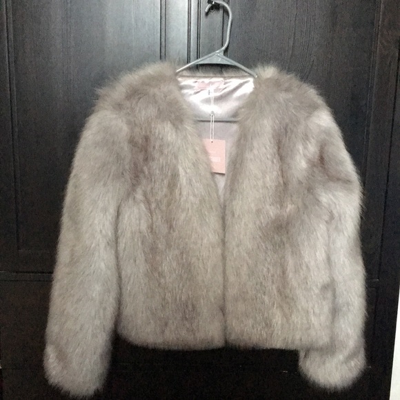 Miss Guided Jackets & Blazers - Faux Fur Coat Carli Bybel x Miss Guided